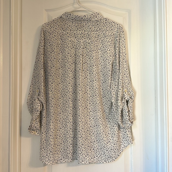 Women’s Button-up Polka Dot Blouse - Size XL - Picture 5 of 5